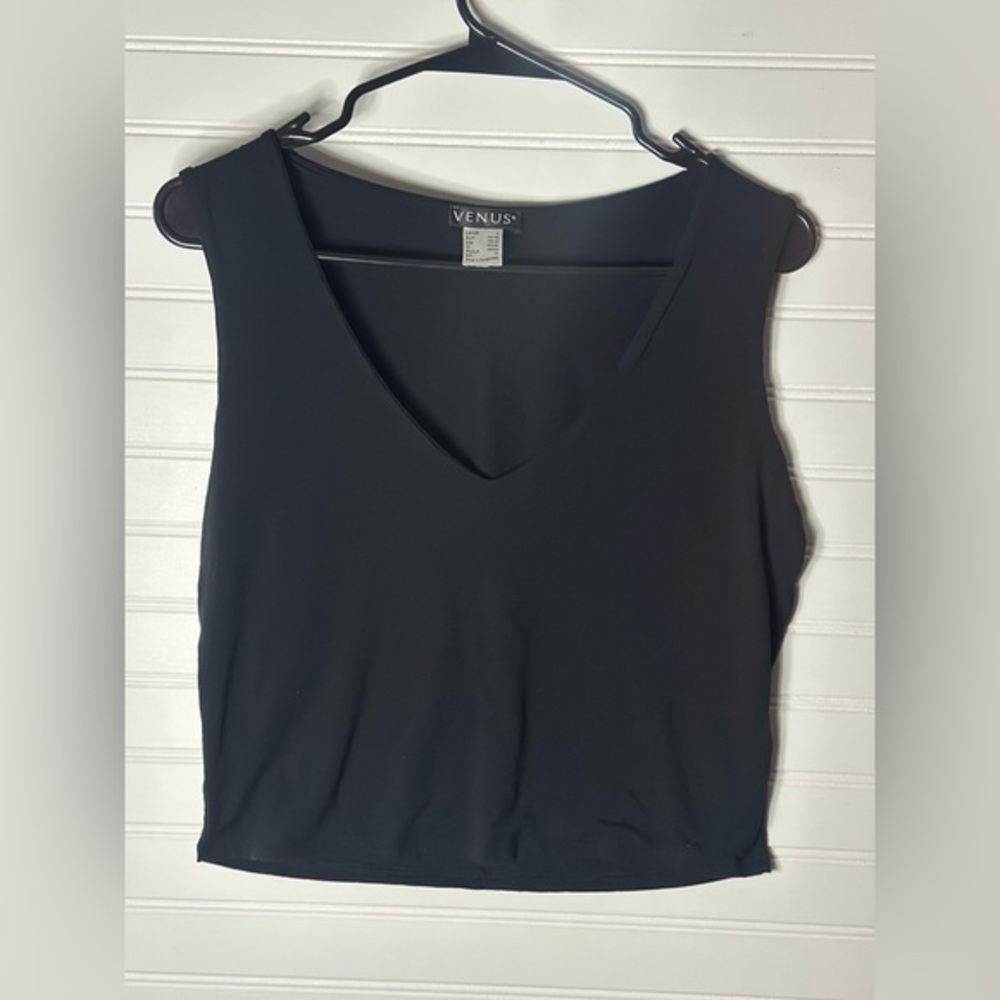 VENUS Black Sleeveless  Top size Large V-Neck